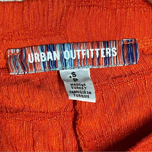 Urban Outfitters Festival Bubble Textured Flare Pants Red Size Small Stretch - Picture 3 of 8